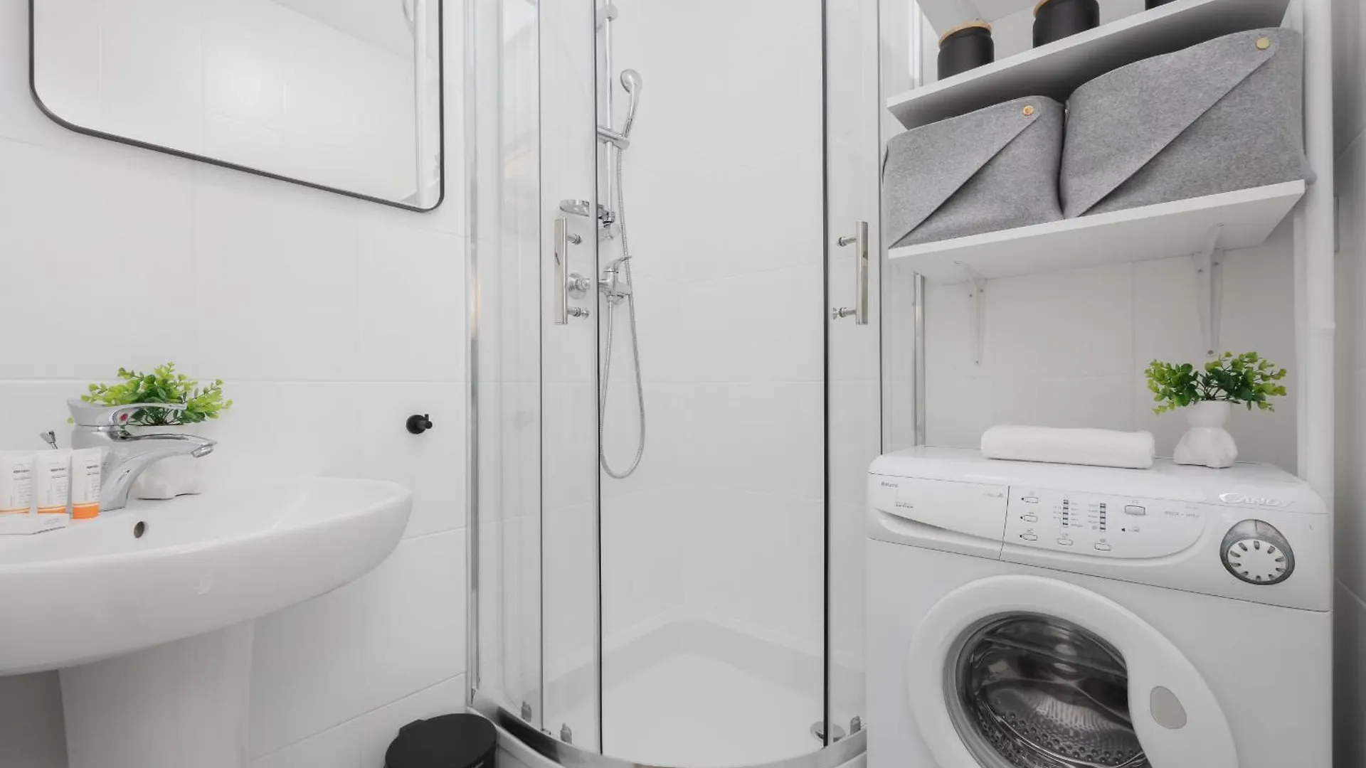 Miodowa Modern Apartment In The Old Town Of Warsaw By Noclegi Renters Poland