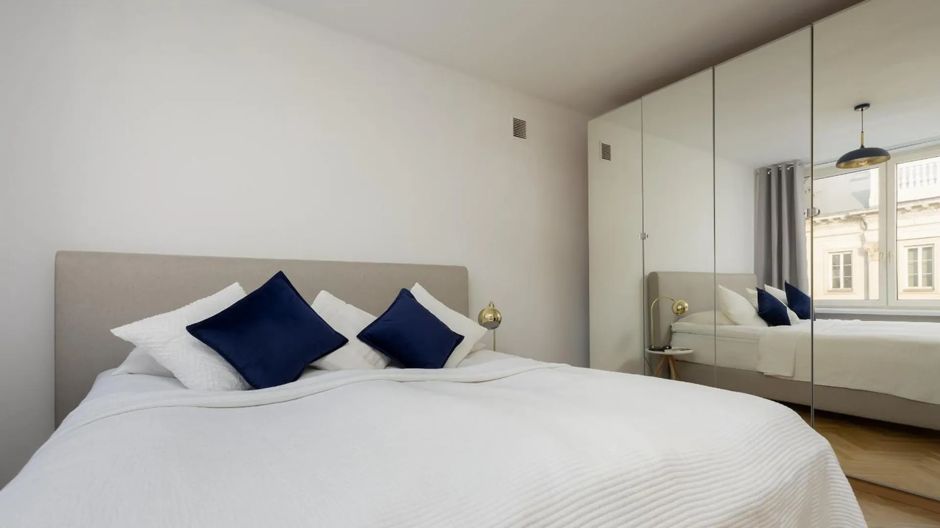 Miodowa Modern Apartment In The Old Town Of Warsaw By Noclegi Renters Poland